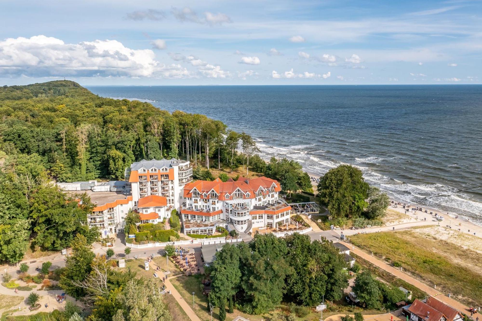 Strandhotel Seerose 4* Kölpinsee